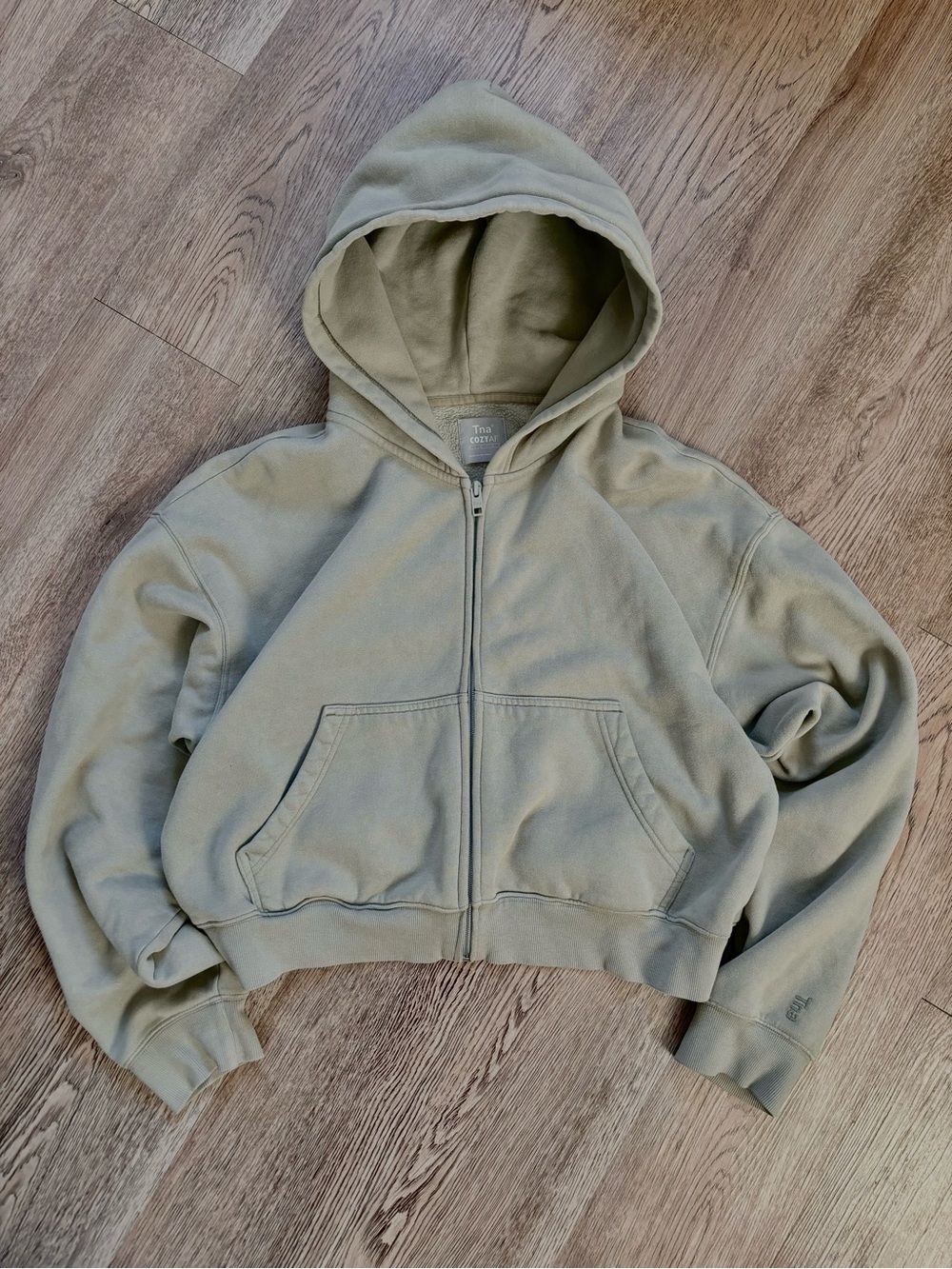 Aritzia TNA Cozy AF Sage Cropped Zip Up Hoodie